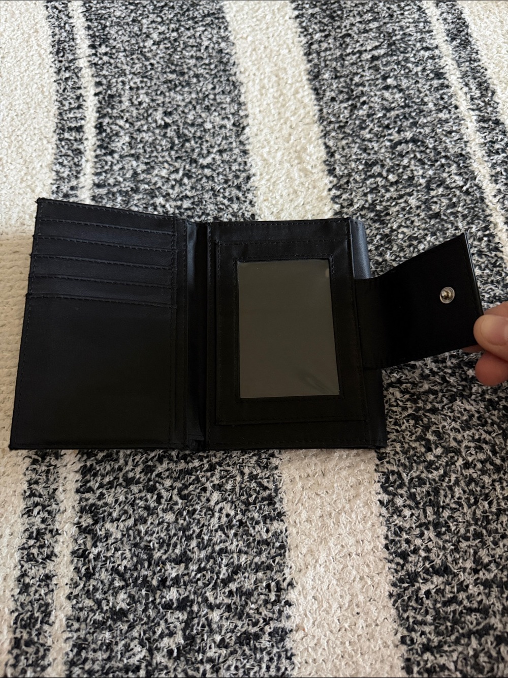 Kate Spade Black Compact Wallet - Picture 4 of 6